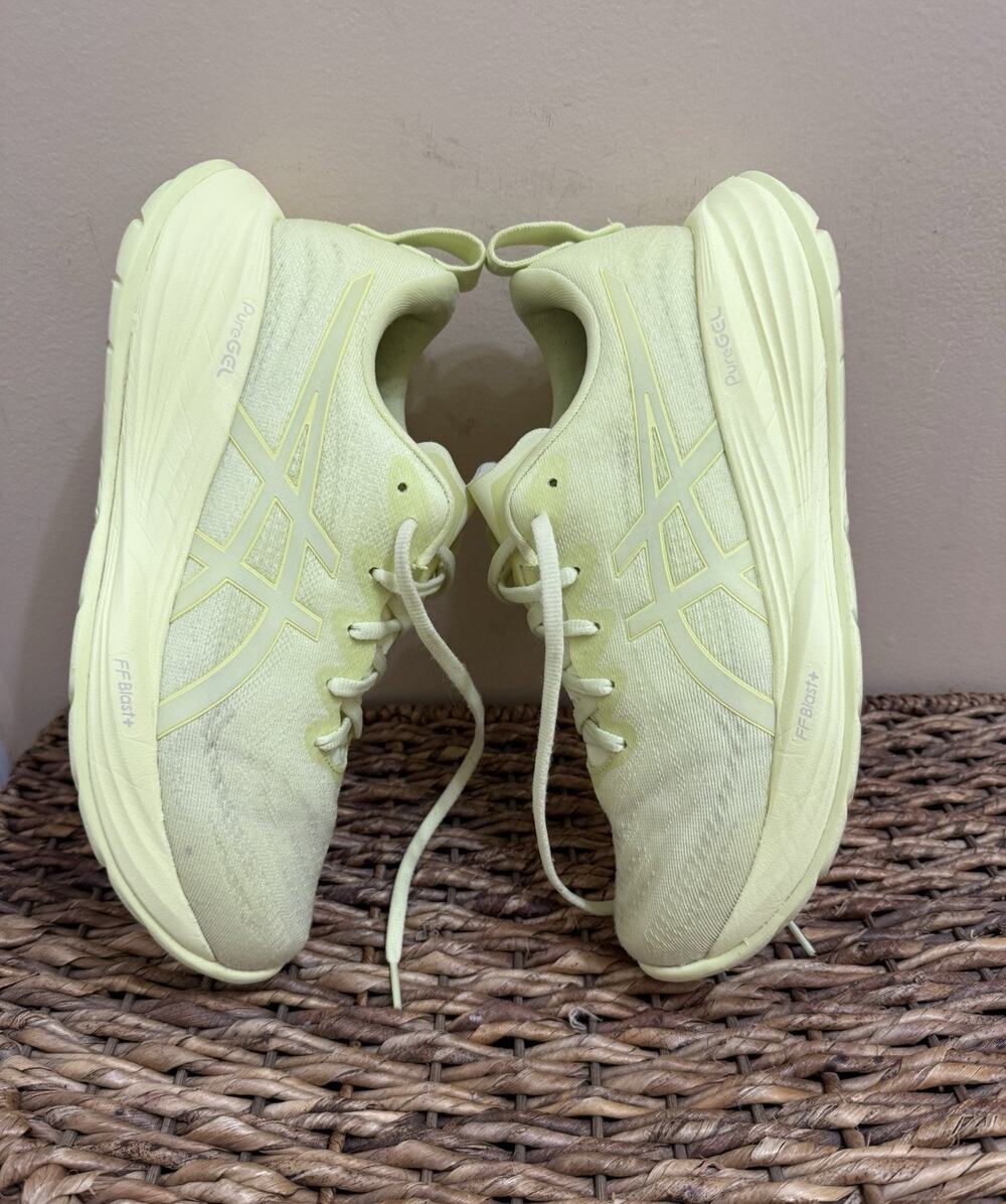ASICS Gel Cumulus 27 Mineral Beige Huddle Yellow Green Sz 9